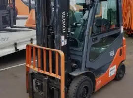 Зображення для оголошення Навантажувач газовий вилковий бу 1.5т. Toyota 8FGF15 2017 року 5 метрів підйом