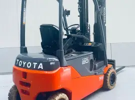 Зображення для оголошення Вилковий навантажувач 2т. Toyota 8FBMT20T 2019 року з акб Li-ion