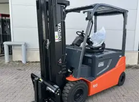 Зображення для оголошення Навантажувач вилковий Toyota 8FBMT25 акб 2023 520 мотогодин