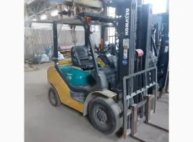 Зображення для оголошення Навантажувач вилковий Komatsu FG25 вагонник 1601 мг в наявності бензин