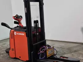 Зображення для оголошення Поводковий штабелер Linde L12AP 2019 р. 756 мг 2924 мм підйом 1915мм габарит