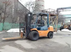 Зображення для оголошення Вилочный погрузчик б/у TOYOTA 7FG30