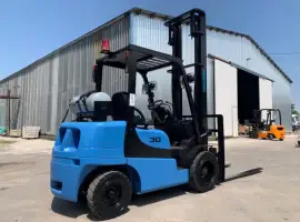 Зображення для оголошення Вилочний автонавантажувач Sumitomo, з щоглою 5 метри