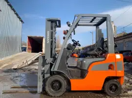 Зображення для оголошення Вилочний погрузчик Nissan, вагонник з позицiонером вил. Модель: NP1F1A15D