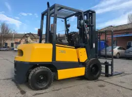 Зображення для оголошення Вилочный японский автопогрузчик Sumitomo на 3 тонны с боковым смещением