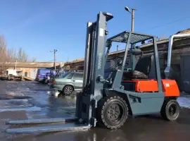 Зображення для оголошення Вилочный дизельный автопогрузчик Toyota 02-3FD30 на 3 тонны