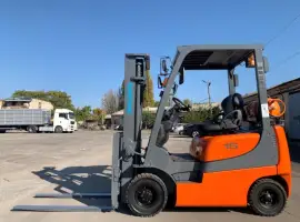 Зображення для оголошення Вилочный автопогрузчик Sumitomo на 1.5 тонны с синхронным позиционером вил