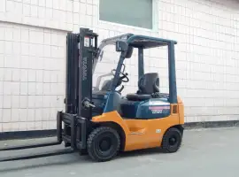 Зображення для оголошення Вилочный автопогрузчик TOYOTA 7FG15 (2000г)