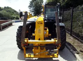 Зображення для оголошення Телескопический погрузчик JCB 531-70 2015 года