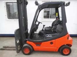 Зображення для оголошення Дизельный погрузчик Linde H20D, 2006 г., 2т., 3850 мм подъем, 1662 м/ч, каретка