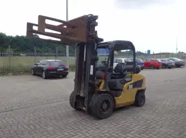 Зображення для оголошення Газовый погрузчик Caterpillar GP 35 N, 2009 г., с киповым захватом