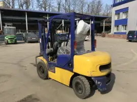 Зображення для оголошення Погрузчик вилочный 2500 кг, Komatsu (Коматсу, Toyota, Nissan), 4500 мм подъем