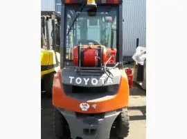 Зображення для оголошення Погрузчик Toyota 02-8FGF20, кабина, 2010г., 2т., 6240 м/ч, 4700 мм подъем
