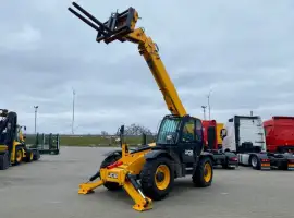 Зображення для оголошення Телескопічний навантажувач JCB 540-140 - 2017 рік