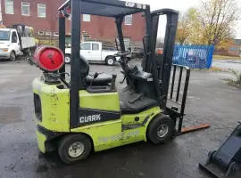 Зображення для оголошення Газовый погрузчик Clark CGP1.8