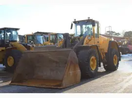 Зображення для оголошення Фронтальный погрузчик Volvo L180E. Киев