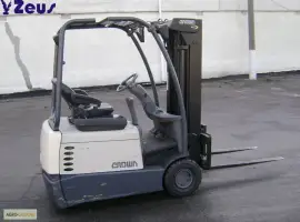 Зображення для оголошення Аренда электропогрузчик б/у Crown SC 4220-1.3