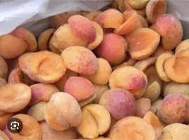 Зображення для оголошення Куплю абрикос заморожений половинки/цілий з кісткою