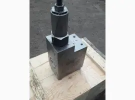 Зображення для оголошення Тормозной клапан автокранов Январец, Краян, Bumar продажа в Украине