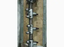 Зображення для оголошення Ось коромысел двигателя митсубиси Mitsubishi S4L