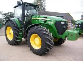Зображення для оголошення Радиатор водяной для трактора DEUTZ - FAHR 7 серия