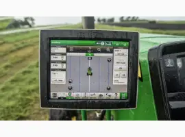 Зображення для оголошення JOHN DEERE 4240