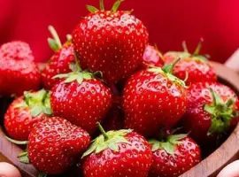 Зображення для оголошення Полуниця добірна садова / Клубника отборная