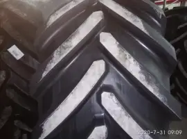 Зображення для оголошення Новые шины на комбайн 900/60R32 (35.5р32) импорт