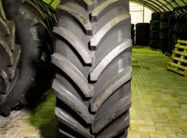 Зображення для оголошення Шина VF650/60R34 165D161E NRO VT-TRAC TL BRIDGESTONE для трактора