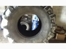 Зображення для оголошення Б/у шина 900/60R32 (35.5R32) Michelin