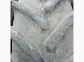 Зображення для оголошення Бу шина 710/75R42 Michelin (пара) Днепр на трактор Fendt John Deer