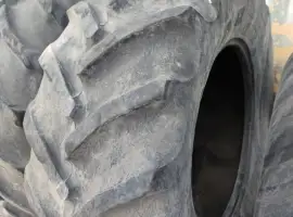Зображення для оголошення Бу шина 540/65R30 и 710/70R38 GoodYear Firestone для трактора John Deer