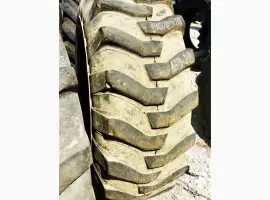 Зображення для оголошення Бу шина 16.9-28 (420/85D28) Armour (клюшка) погрузчик