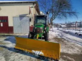 Зображення для оголошення Відвал для снігу на мінітрактор