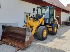 Зображення для оголошення Фронтальный погрузчик Caterpillar 907 H2