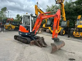 Зображення для оголошення Kubota U30 2010 рік