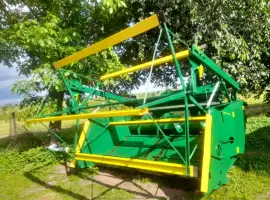 Продам жатку кукурудзяну для Maral-125? Fortschritt E-281