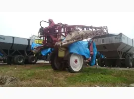 Опрыскиватель Hardi Commander Plus Twin Force 2800L