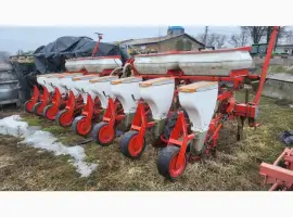 Сівалка точного висіву вакуумна Agromaster Planter А8