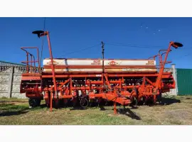 Продам 5-ти метрову зернову сівалку Kuhn SDM 2227/29