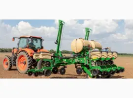 Great Plains PL5500 Сівалка точного висіву з рідкими добривами