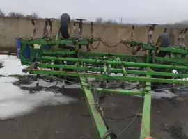 Культиватор причіпний John Deere - 1010 _ 8м