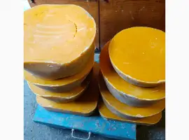 Продам пасічний та забрусний віск