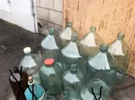Бутли стеклянные 20л,10л,5л