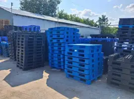 Продам пластикові піддони Б/В