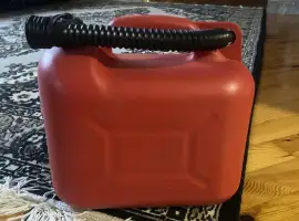 Канистры для бензина