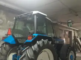 Трактор Ford 8240 1993