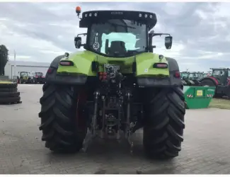Трактор Claas Axion 940 C-MATIC