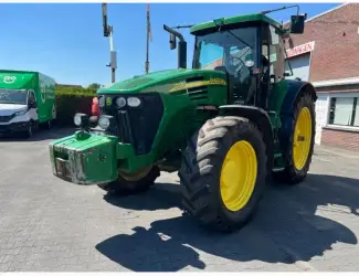 Трактор John Deere 7720