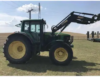 Трактор John Deere 6920